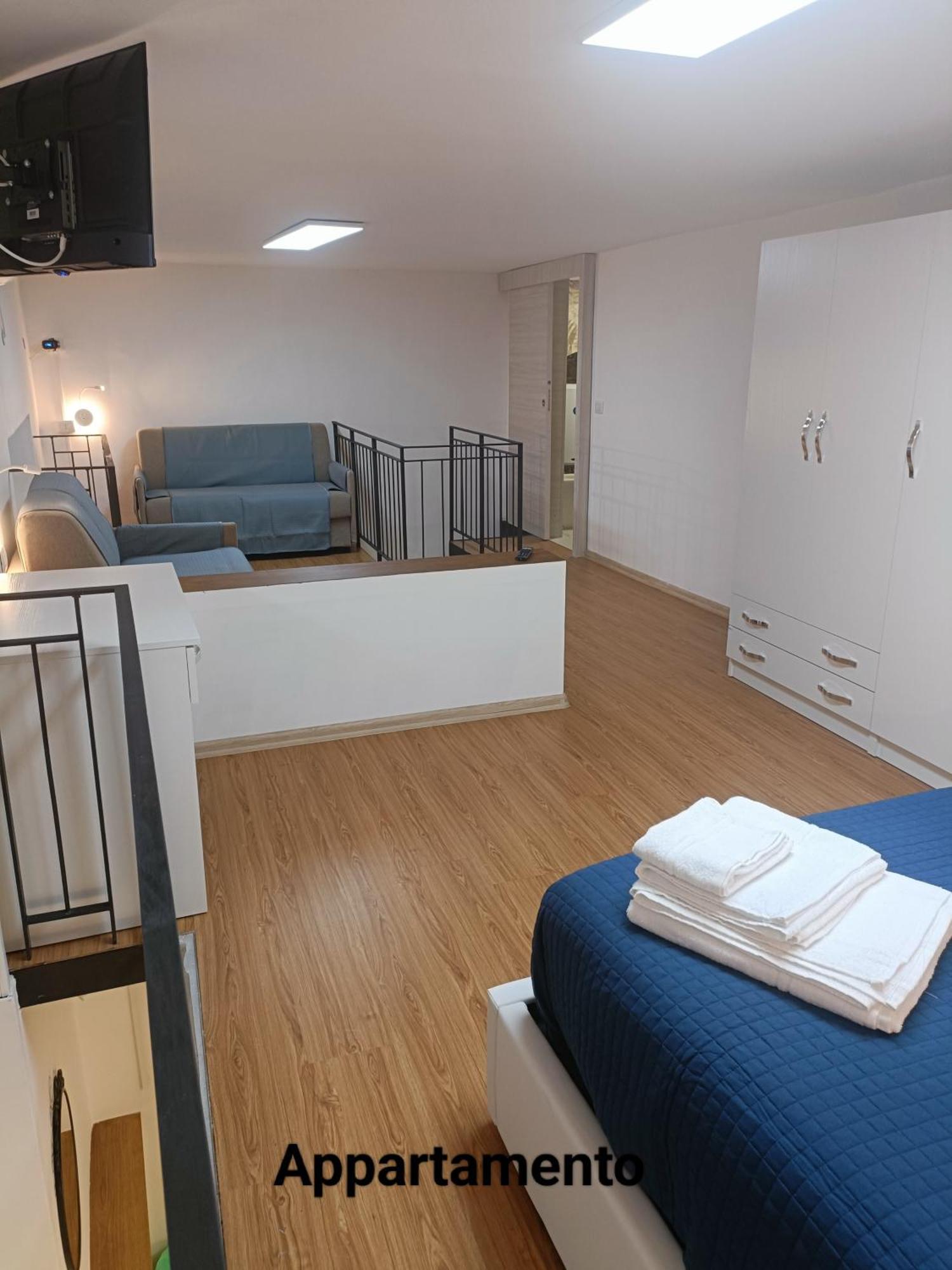 Maison Toledo 210 Neapol Zewnętrze zdjęcie